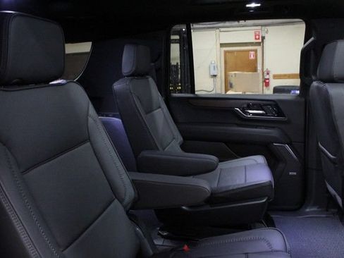 New 2026 GMC Yukon XL Denali w/ Sun & Power Step Package AWD/4WD image 14
