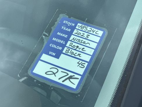 Used 2023 Nissan Rogue SV w/ SV Premium B Package FWD image 27