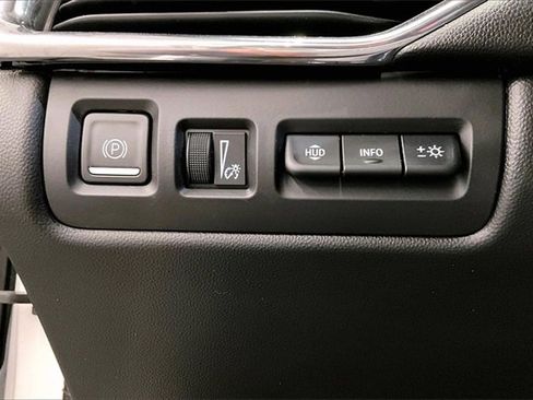 Used 2023 Cadillac XT4 Sport image 29