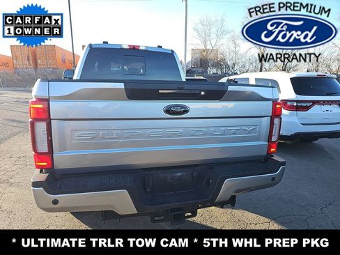 Used 2022 Ford F350 Lariat w/ Black Appearance Package image 6