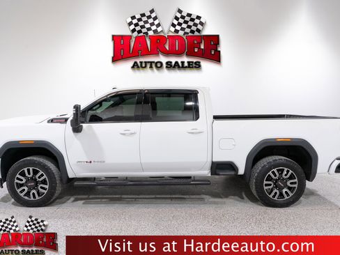 Used 2022 GMC Sierra 2500 AT4 w/ AT4 Preferred Package image 1
