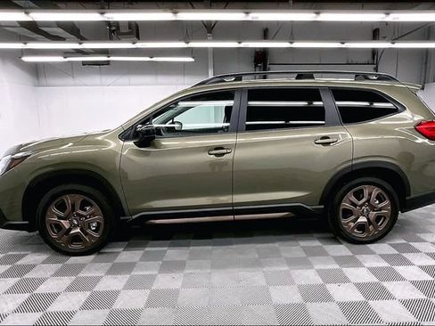 Used 2025 Subaru Ascent Bronze Edition AWD/4WD image 14