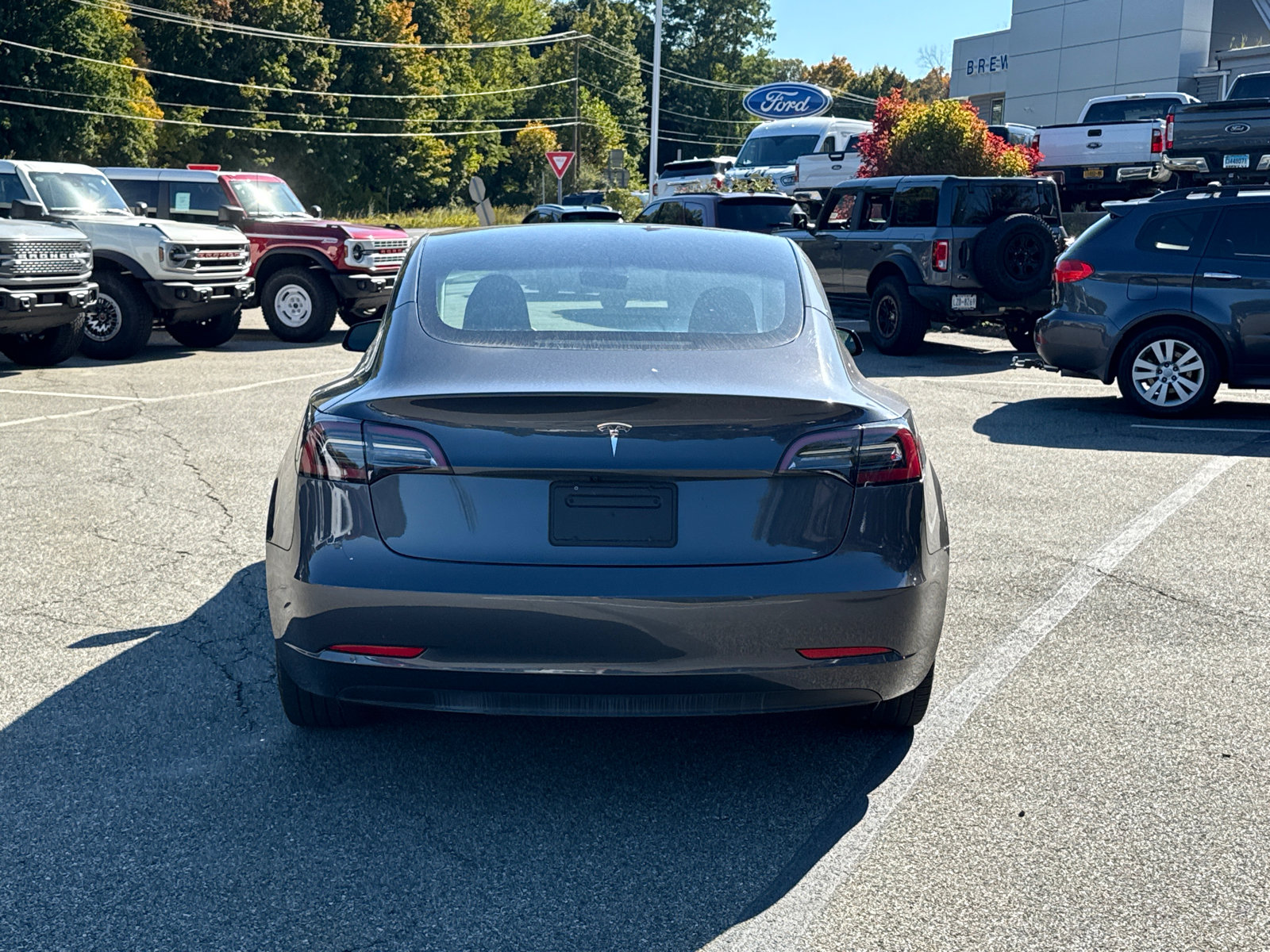 Used 2023 Tesla Model 3 Standard Range RWD image 5