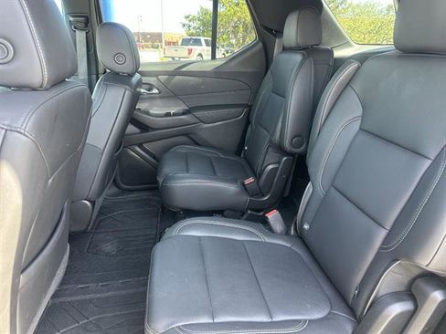 Used 2023 Chevrolet Traverse LT w/ LT Premium Package image 48