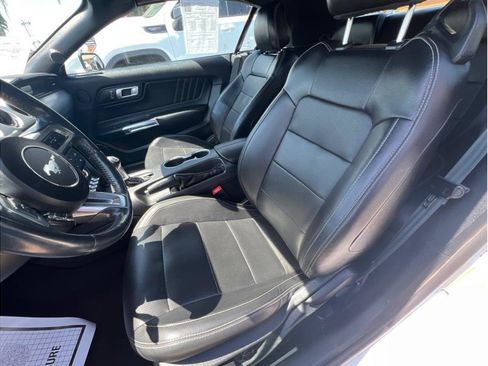 Used 2023 Ford Mustang Premium RWD image 10