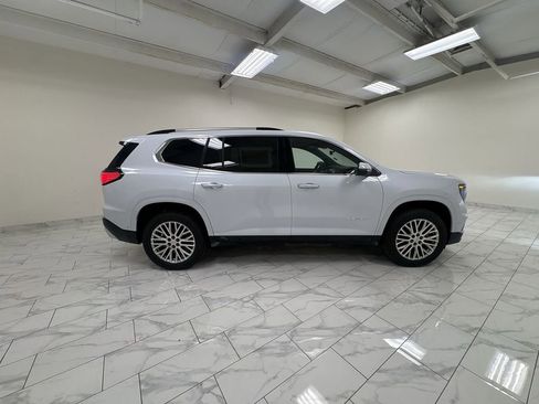 New 2026 GMC Acadia Denali w/ Super Cruise Package FWD image 9