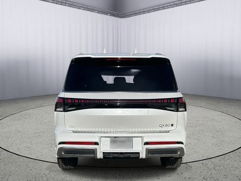 Certified 2025 INFINITI QX80 Sensory w/ Exterior Package image 8