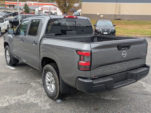 New 2026 Nissan Frontier S image 5