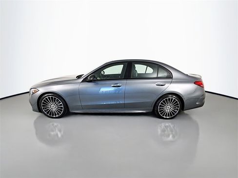 Used 2025 Mercedes-Benz C 300 4MATIC Sedan image 2