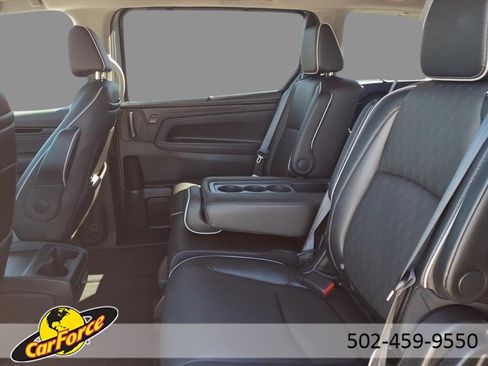 Used 2023 Honda Odyssey Elite image 6