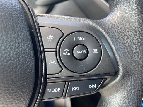 Used 2023 Toyota Corolla LE w/ LE Convenience Package FWD image 28