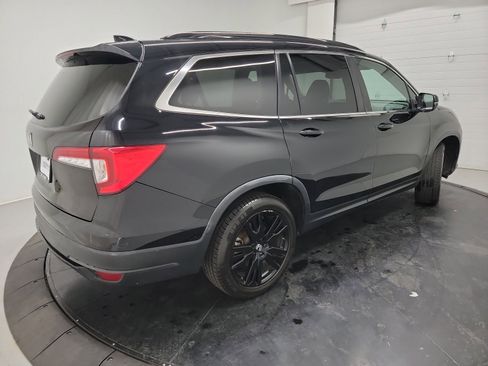 Certified 2022 Honda Pilot Special Edition image 9