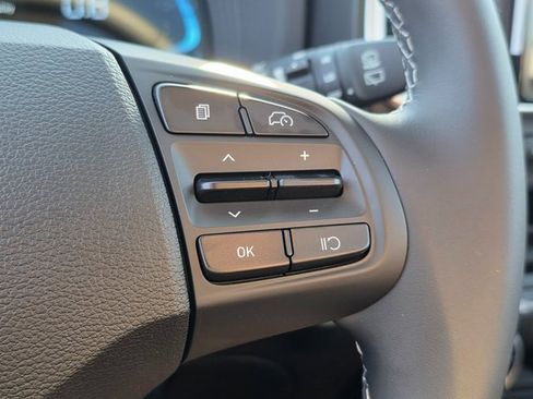 New 2025 Hyundai Venue SEL image 24