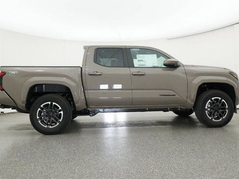 New 2026 Toyota Tacoma TRD Sport image 32