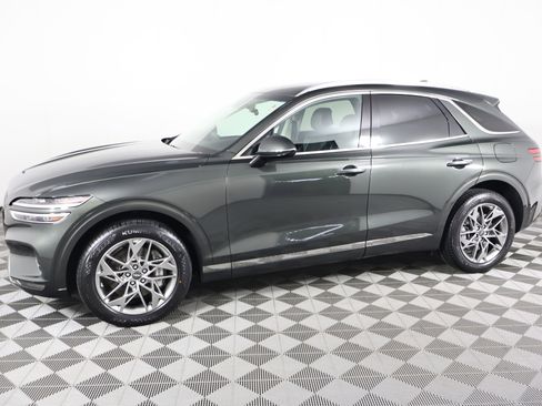 Used 2025 Genesis GV70 2.5T image 9