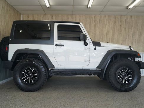 Used 2014 Jeep Wrangler Sport w/ Quick Order Package 24S AWD/4WD image 6