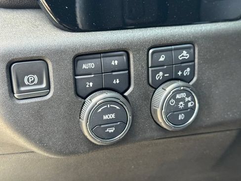 Used 2024 Chevrolet Silverado 1500 High Country AWD/4WD image 10