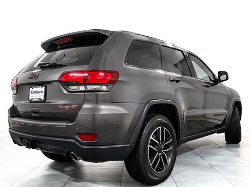 Used 2020 Jeep Grand Cherokee Trailhawk AWD/4WD image 7