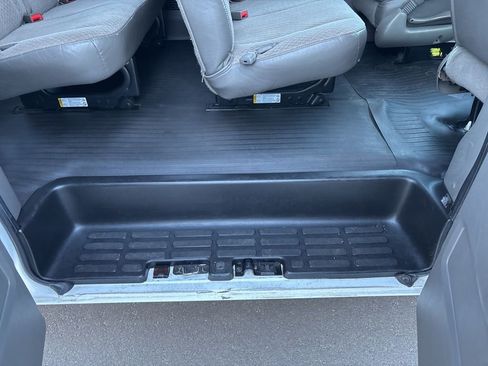 Used 2017 Chevrolet Express 3500 LT w/ LT Preferred Equipment Group image 34