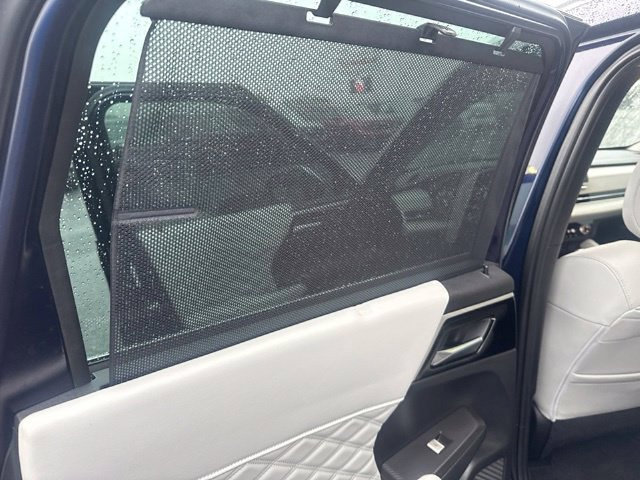 Used 2023 Mitsubishi Outlander SEL FWD image 12