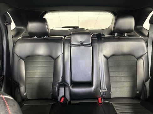 Used 2023 Ford Edge ST-Line w/ Class II Trailer Tow Package image 22