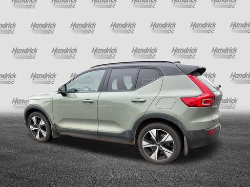 Certified 2022 Volvo XC40 P8 Recharge Plus image 8