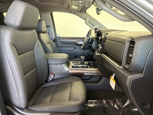 New 2026 Chevrolet Silverado 1500 RST w/ RST All Star Premium Package AWD/4WD image 22