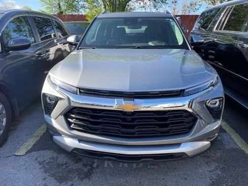Used 2026 Chevrolet TrailBlazer LT w/ Driver Confidence Package image 8