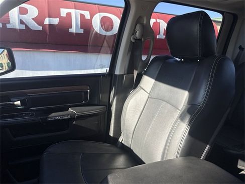 Used 2018 RAM 1500 Laramie w/ Convenience Group image 25