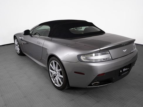 Used 2012 Aston Martin V8 Vantage Roadster RWD image 45