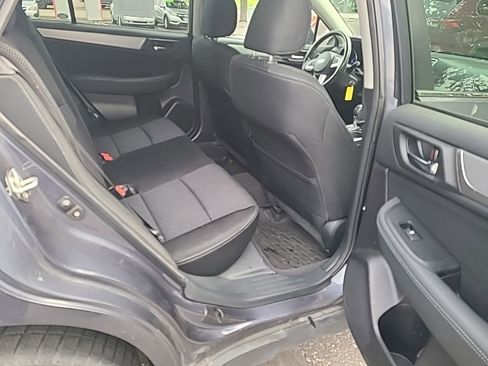 Used 2016 Subaru Outback 2.5i Premium AWD/4WD image 12
