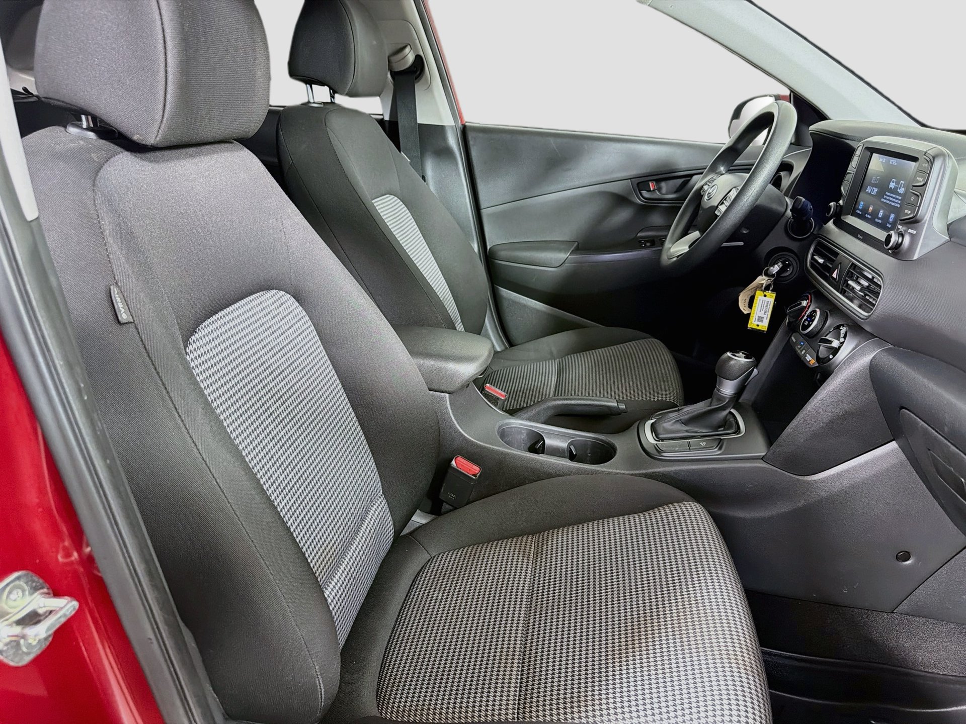 Used 2019 Hyundai Kona SE FWD image 25