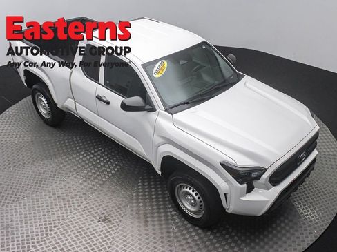 Used 2024 Toyota Tacoma SR RWD image 62