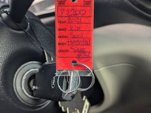 Used 2021 Kia Soul LX image 34