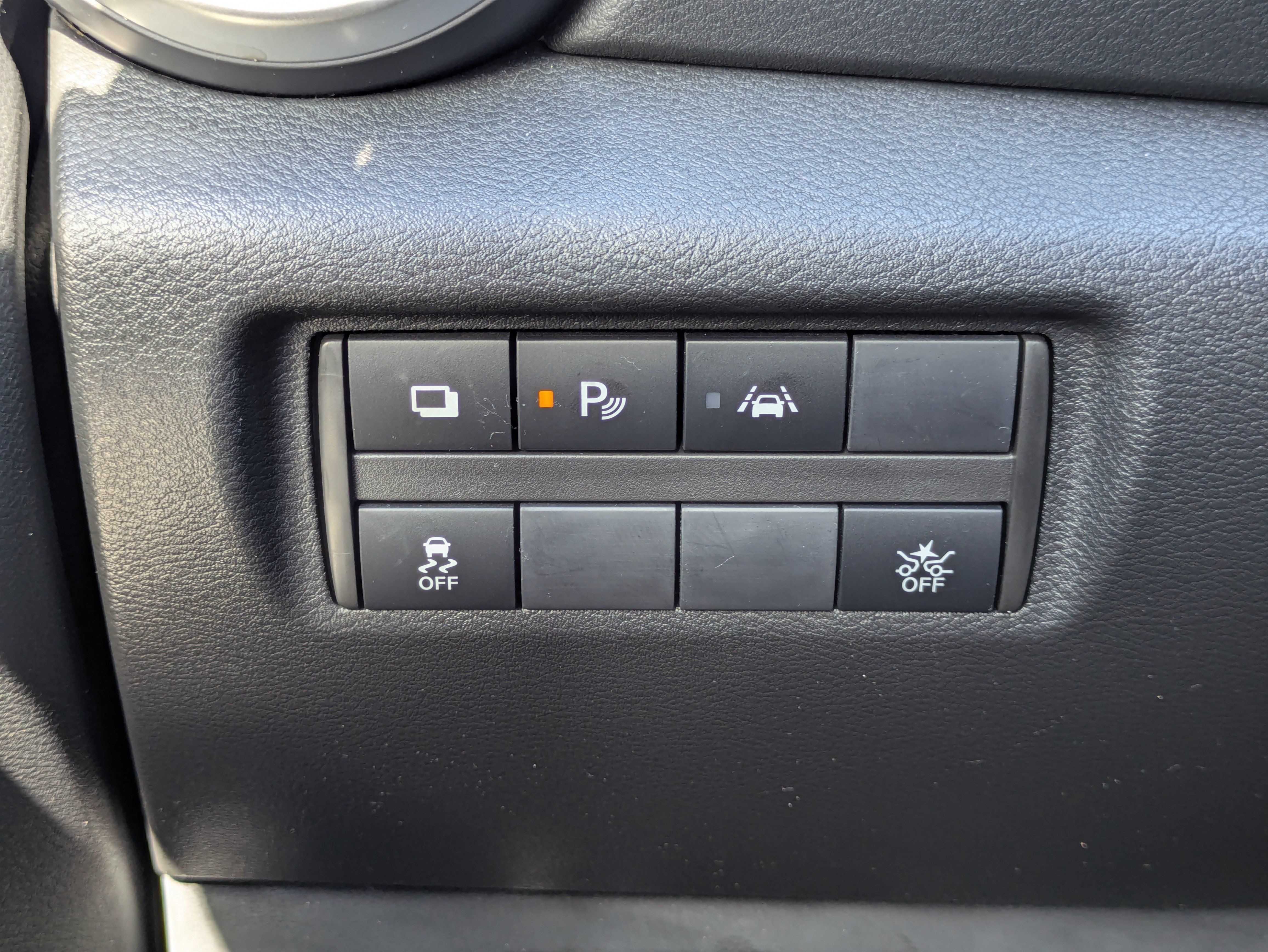 Used 2025 Nissan Versa S w/ Trunk Package FWD image 28