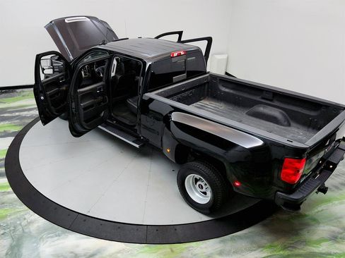 Used 2018 GMC Sierra 3500 Denali w/ Duramax Plus Package image 39