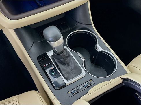 Used 2017 Toyota Highlander Limited image 17