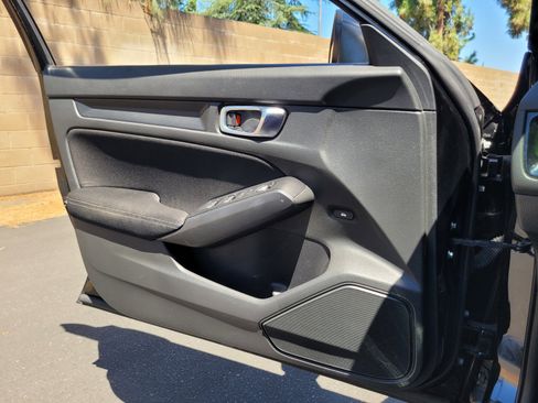 Used 2022 Honda Civic Sport image 26