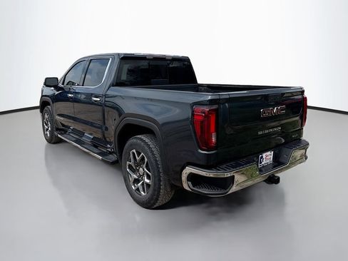 Used 2022 GMC Sierra 1500 SLT RWD image 5