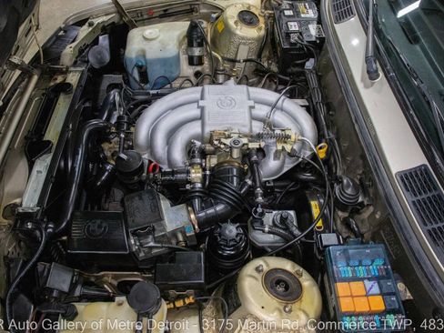 Used 1989 BMW 325i Convertible RWD image 20