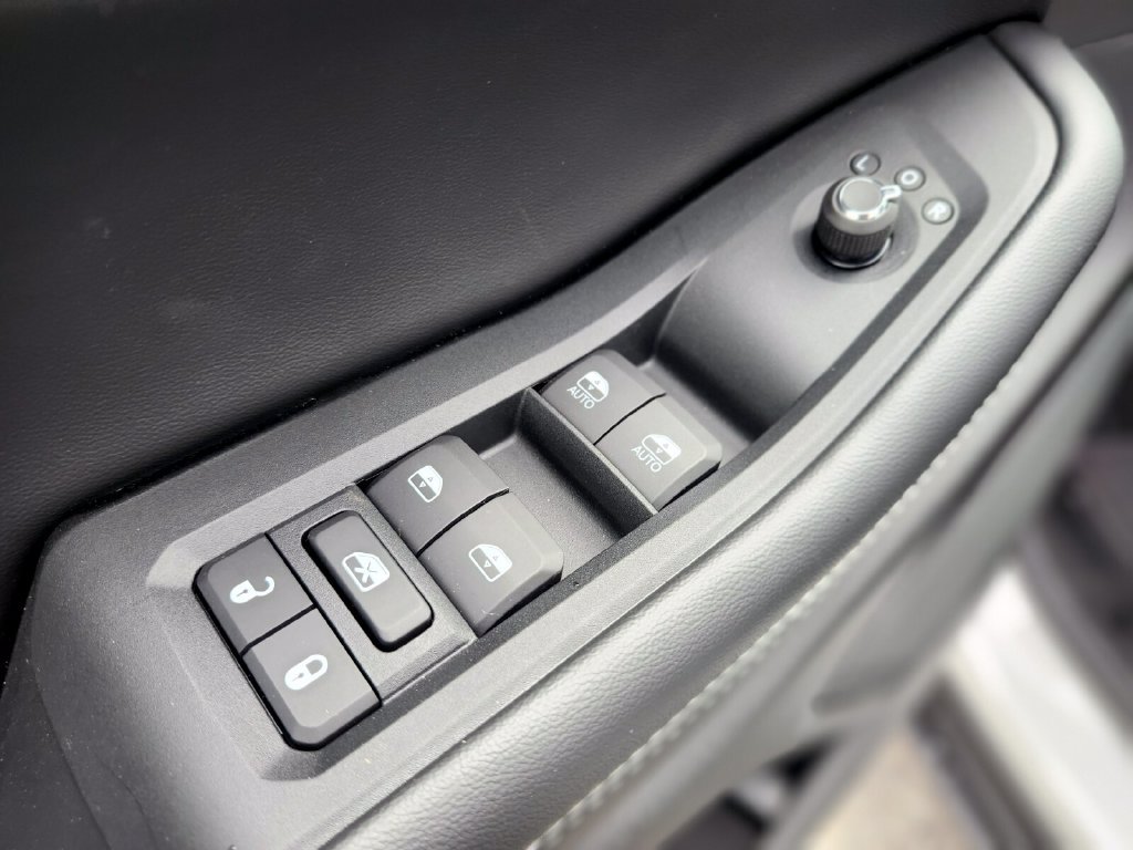 New 2026 Jeep Grand Cherokee Altitude AWD/4WD image 17