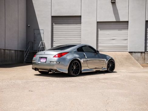 Used 2006 Nissan 350Z Coupe RWD image 18