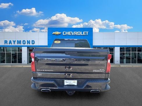 Certified 2020 Chevrolet Silverado 1500 High Country w/ Technology Package AWD/4WD image 4