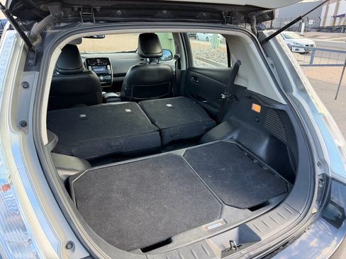 Used 2015 Nissan Leaf SL image 10