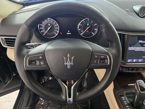 Used 2022 Maserati Levante GT AWD/4WD image 17