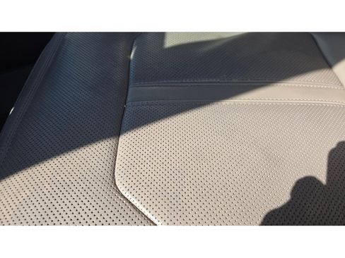 Used 2018 Ford Expedition Limited RWD image 27