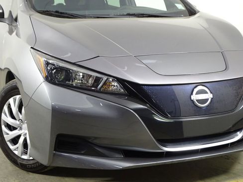 Used 2023 Nissan Leaf S image 44