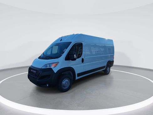 New 2026 RAM ProMaster 2500 w/ Premium Convenience Group image 4