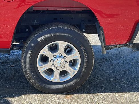 Used 2024 RAM 2500 Big Horn w/ Bed Utility Group image 12