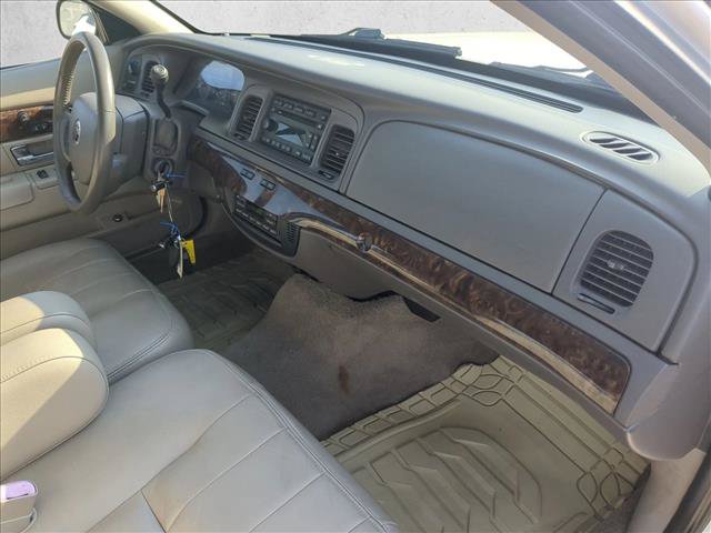 Used 2010 Mercury Grand Marquis LS RWD image 18